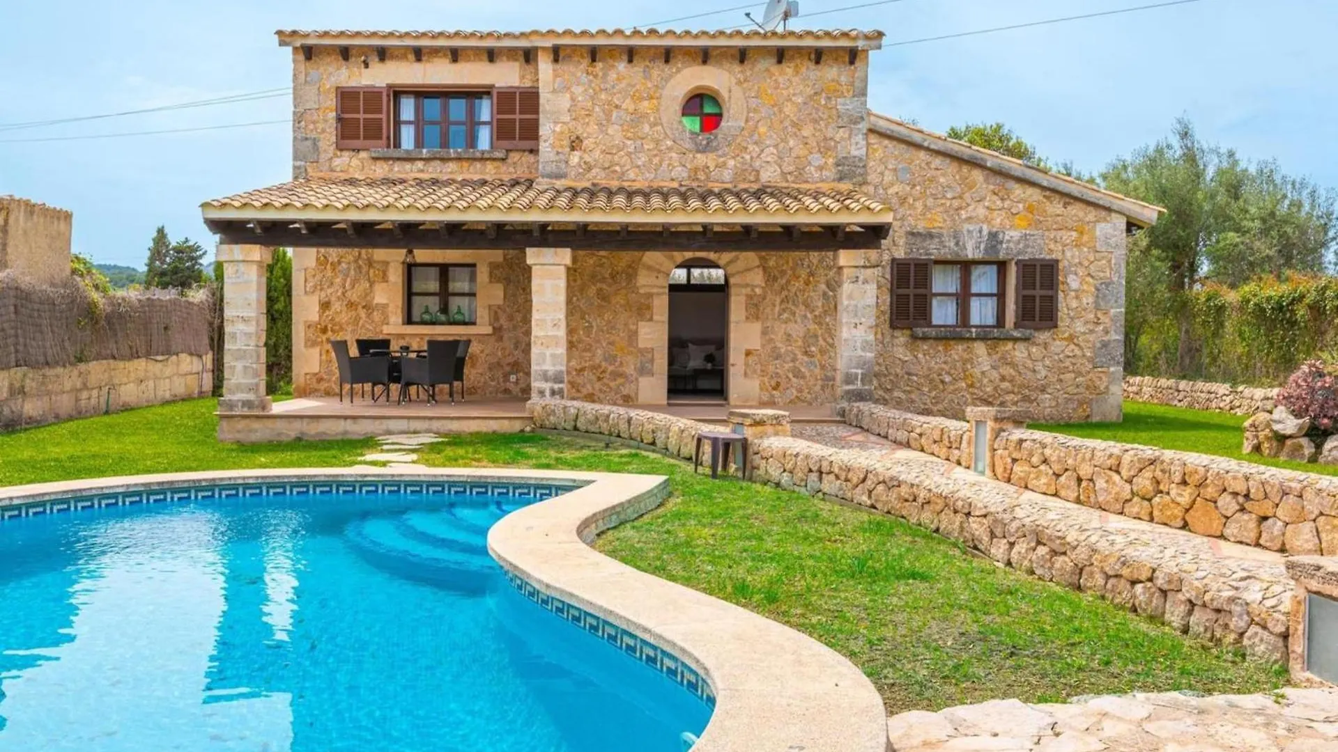Vila Pau Alcúdia 0*,